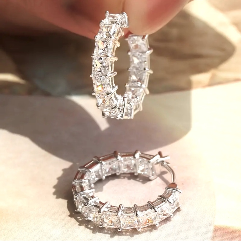 NEW DOUBLE sided Diamond Hoop Earring SO SPARKLY 18k white Gold